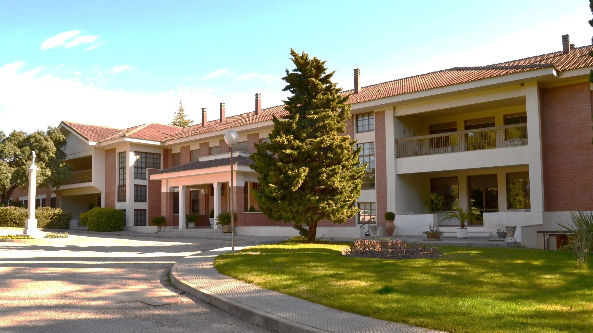 Aquinas American School